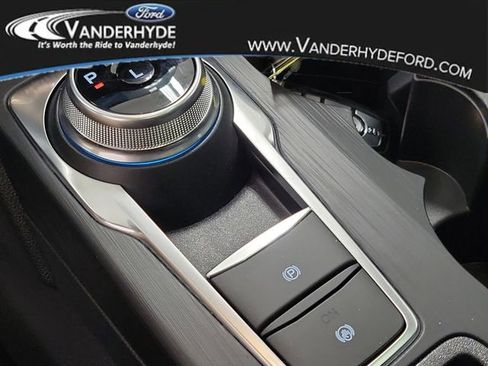 New 2026 Ford Escape ST-Line Select w/ Tech Pack #1 image 30