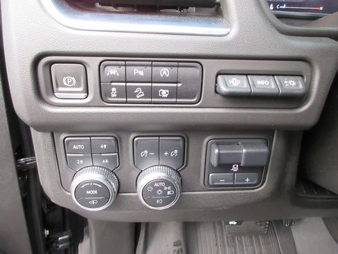 Certified 2023 GMC Yukon XL AT4 w/ AT4 Premium Plus Package image 28