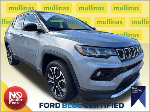 Used 2024 Jeep Compass Limited AWD/4WD image 1