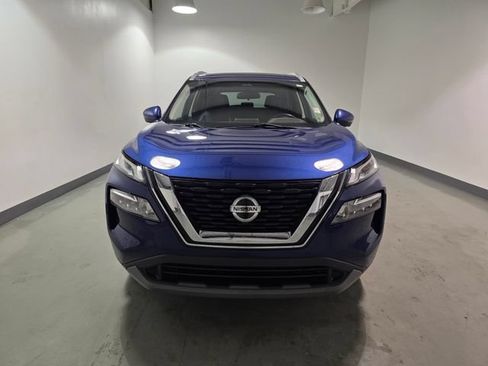 Used 2021 Nissan Rogue SV w/ Premium Package AWD/4WD image 2