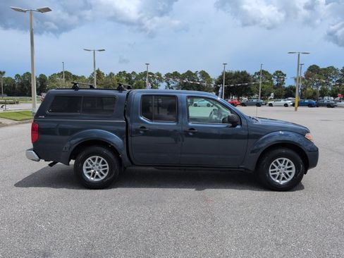 Certified 2020 Nissan Frontier SV RWD image 3
