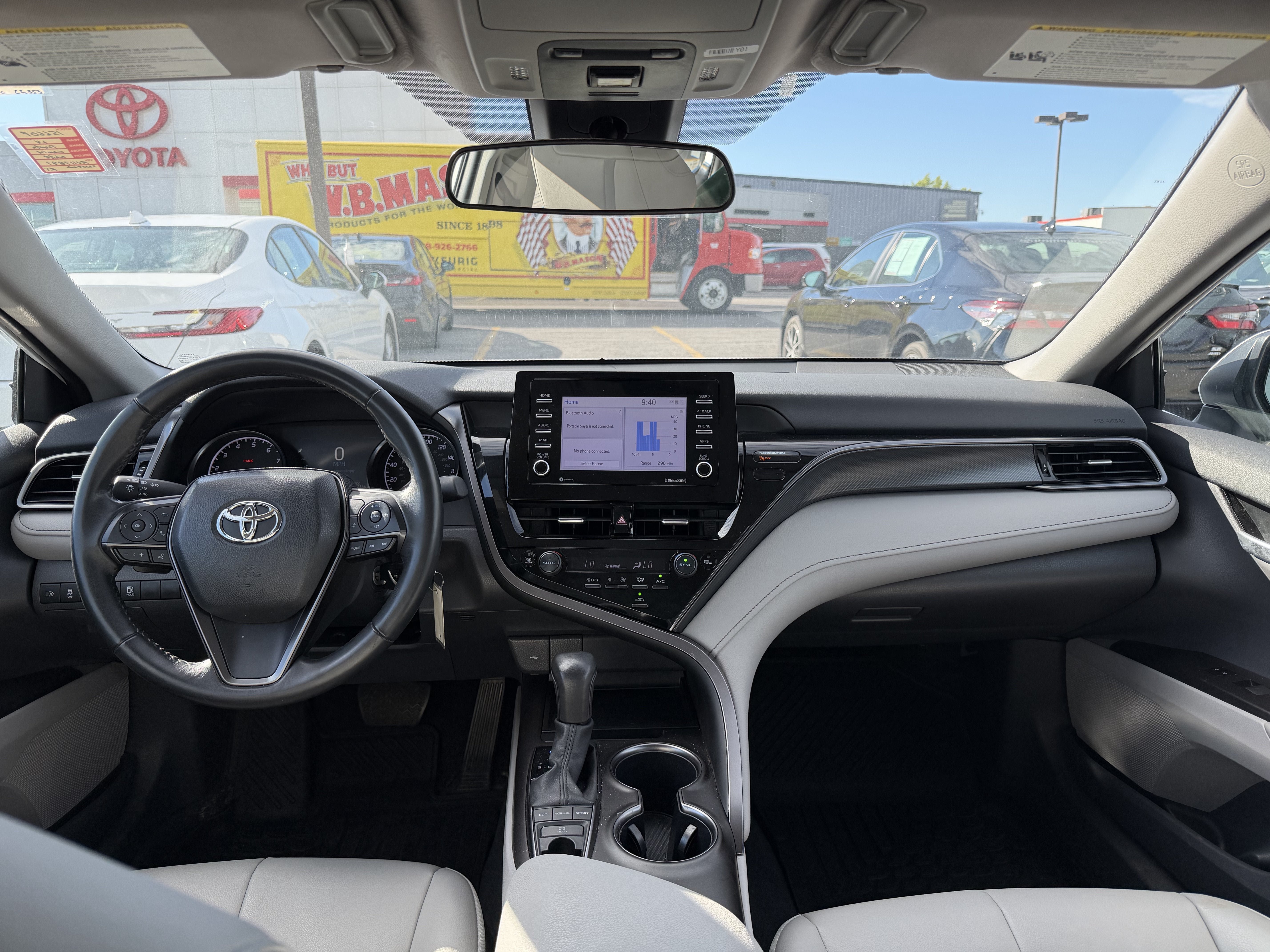 Used 2024 Toyota Camry SE AWD/4WD image 11