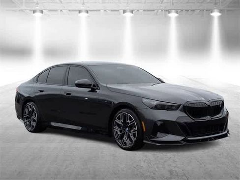 Used 2025 BMW i5 xDrive40 w/ M Sport Package image 2