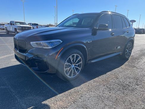 Used 2023 BMW X5 xDrive45e w/ Executive Package image 27