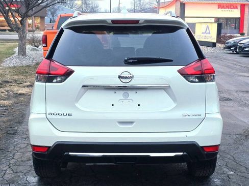 Used 2017 Nissan Rogue SV AWD/4WD image 5