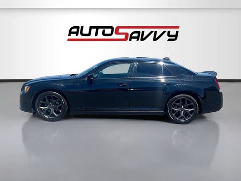 Used 2022 Chrysler 300 S RWD image 4
