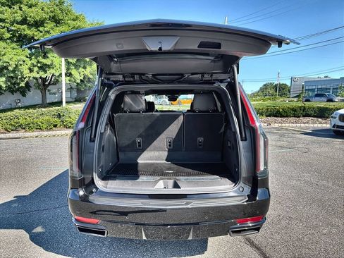 Used 2021 Cadillac Escalade Sport AWD/4WD image 27