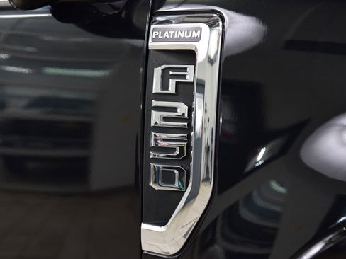 Used 2021 Ford F250 Platinum w/ Tremor Off-Road Package AWD/4WD image 12