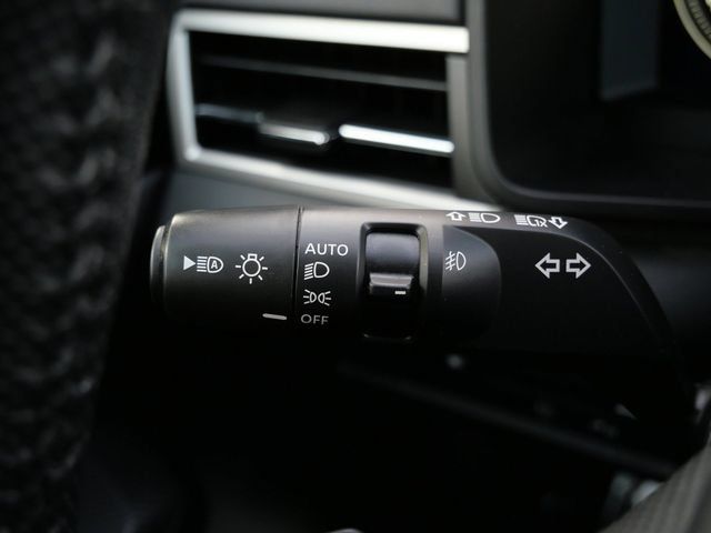 Used 2024 Mitsubishi Outlander SE AWD/4WD image 19