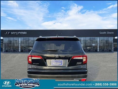 Used 2021 Honda Pilot Touring image 7