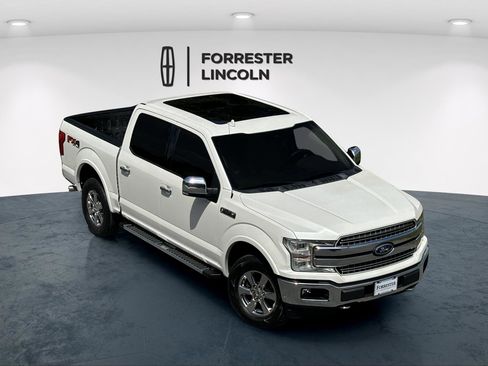 Used 2018 Ford F150 Lariat w/ Equipment Group 502A Luxury image 2
