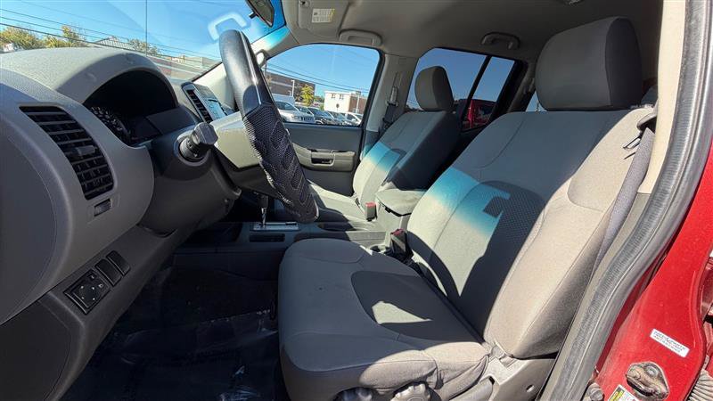 Used 2013 Nissan Xterra S w/ Value Package RWD image 23