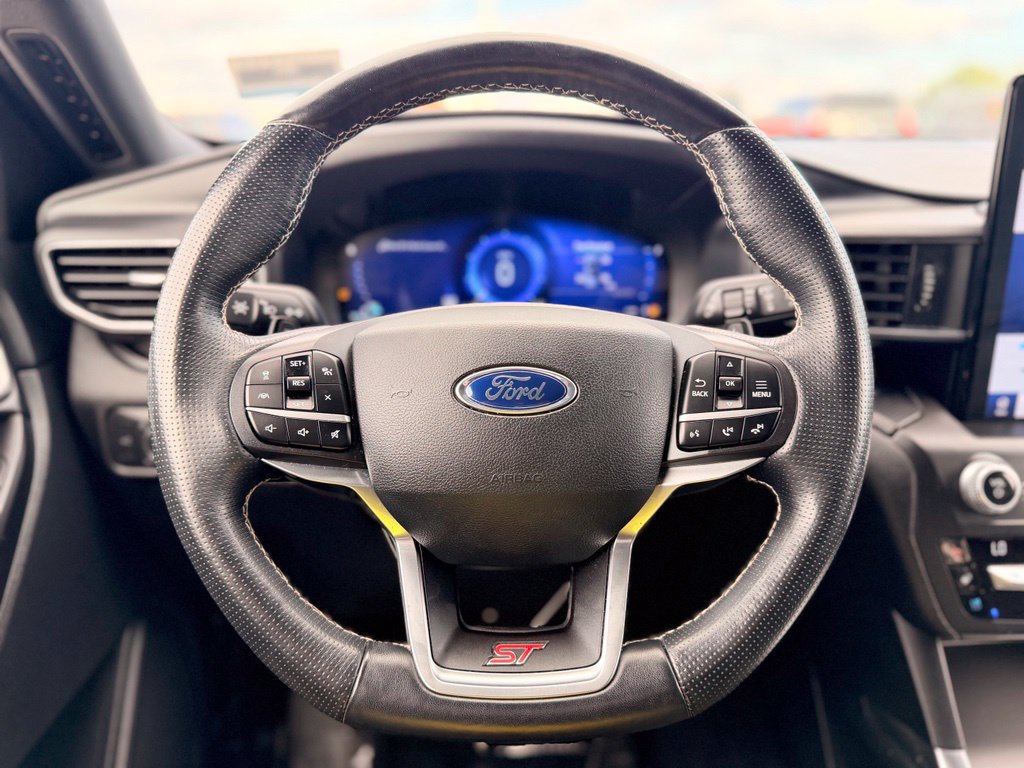 Used 2020 Ford Explorer ST w/ Premium Technology Package AWD/4WD image 21