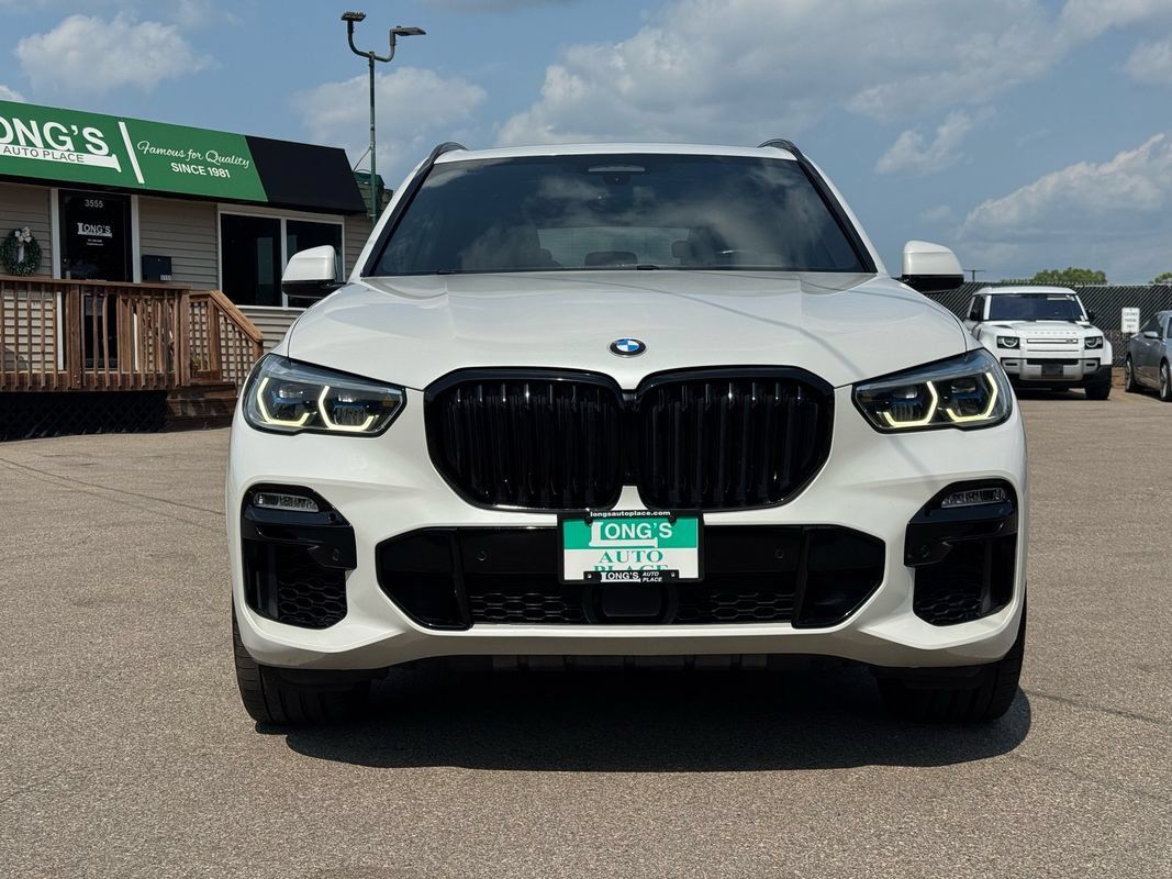 Used 2020 BMW X5 M50i AWD/4WD image 3
