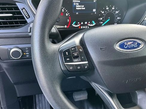 Used 2021 Ford Escape SE image 10