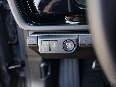 New 2025 Porsche Panamera 4 image 23