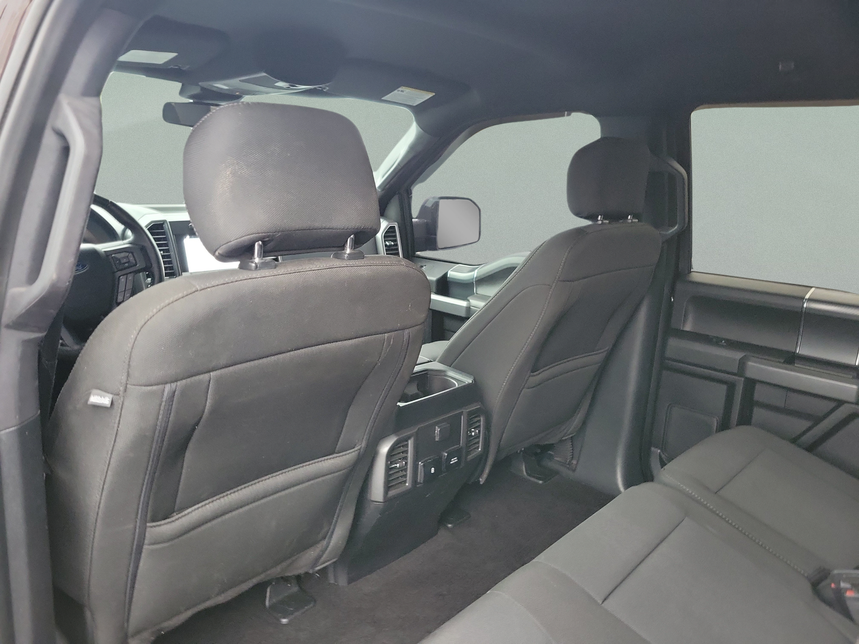 Used 2019 Ford F150 XLT w/ Equipment Group 302A Luxury AWD/4WD image 9