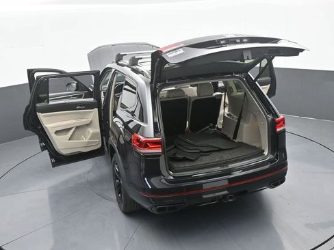 Used 2023 Volkswagen Atlas SEL R-Line image 77