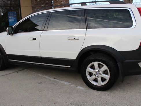Used 2013 Volvo XC70 3.2 image 27