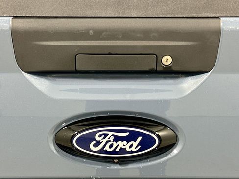 New 2026 Ford Maverick XLT w/ XLT Luxury Package FWD image 23