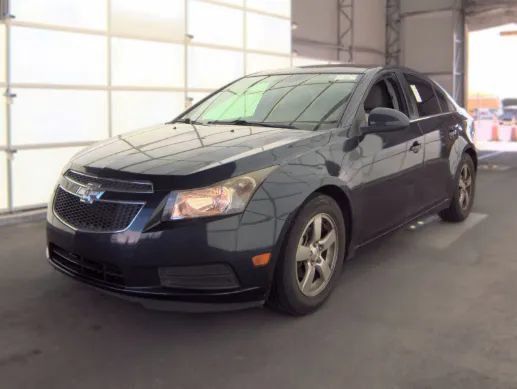 Used 2014 Chevrolet Cruze LT FWD image 1