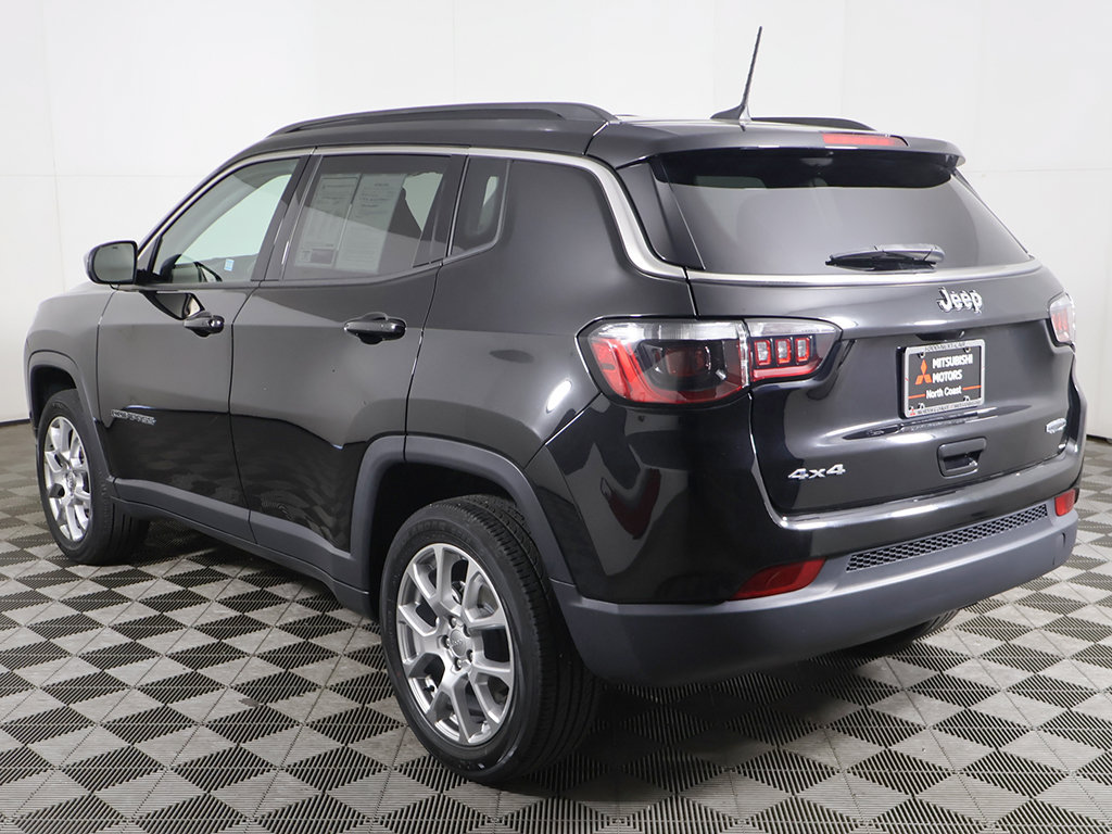 Used 2022 Jeep Compass Latitude AWD/4WD image 8