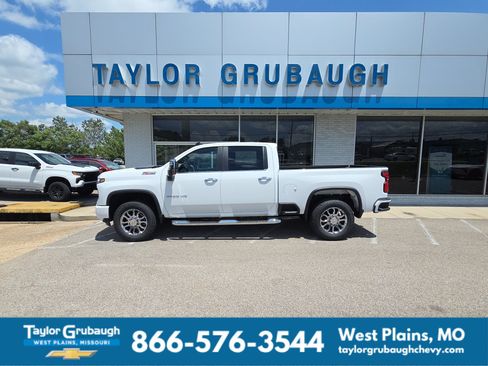 New 2026 Chevrolet Silverado 2500 LT w/ Z71 Chrome Sport Edition AWD/4WD image 1
