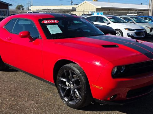 Used 2021 Dodge Challenger SXT w/ Blacktop Package RWD image 1