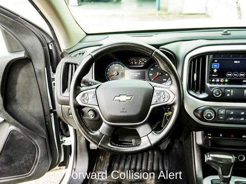 Used 2022 Chevrolet Colorado LT w/ Fleet Safety Package image 10