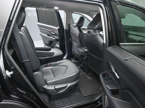Used 2024 Toyota Grand Highlander AWD image 32