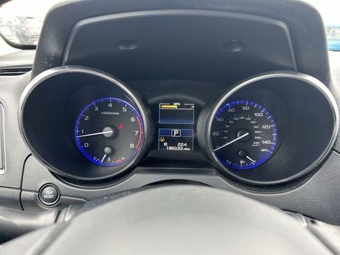 Used 2017 Subaru Outback 2.5i Premium AWD/4WD image 11