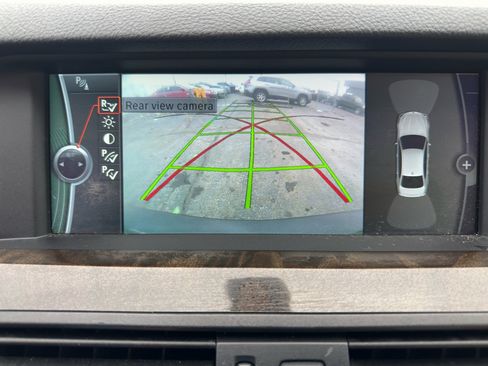 Used 2011 BMW 535i 4dr Sdn 535i RWD image 31