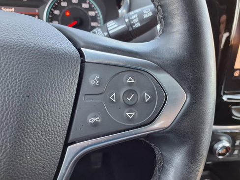 Used 2023 Chevrolet Traverse RS AWD/4WD image 18