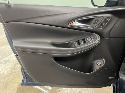Used 2024 Buick Encore GX Avenir w/ Avenir Convenience Package image 18