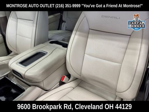 Used 2021 GMC Yukon Denali w/ Denali Premium Package image 29