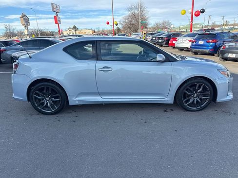 Used 2014 Scion tC image 8