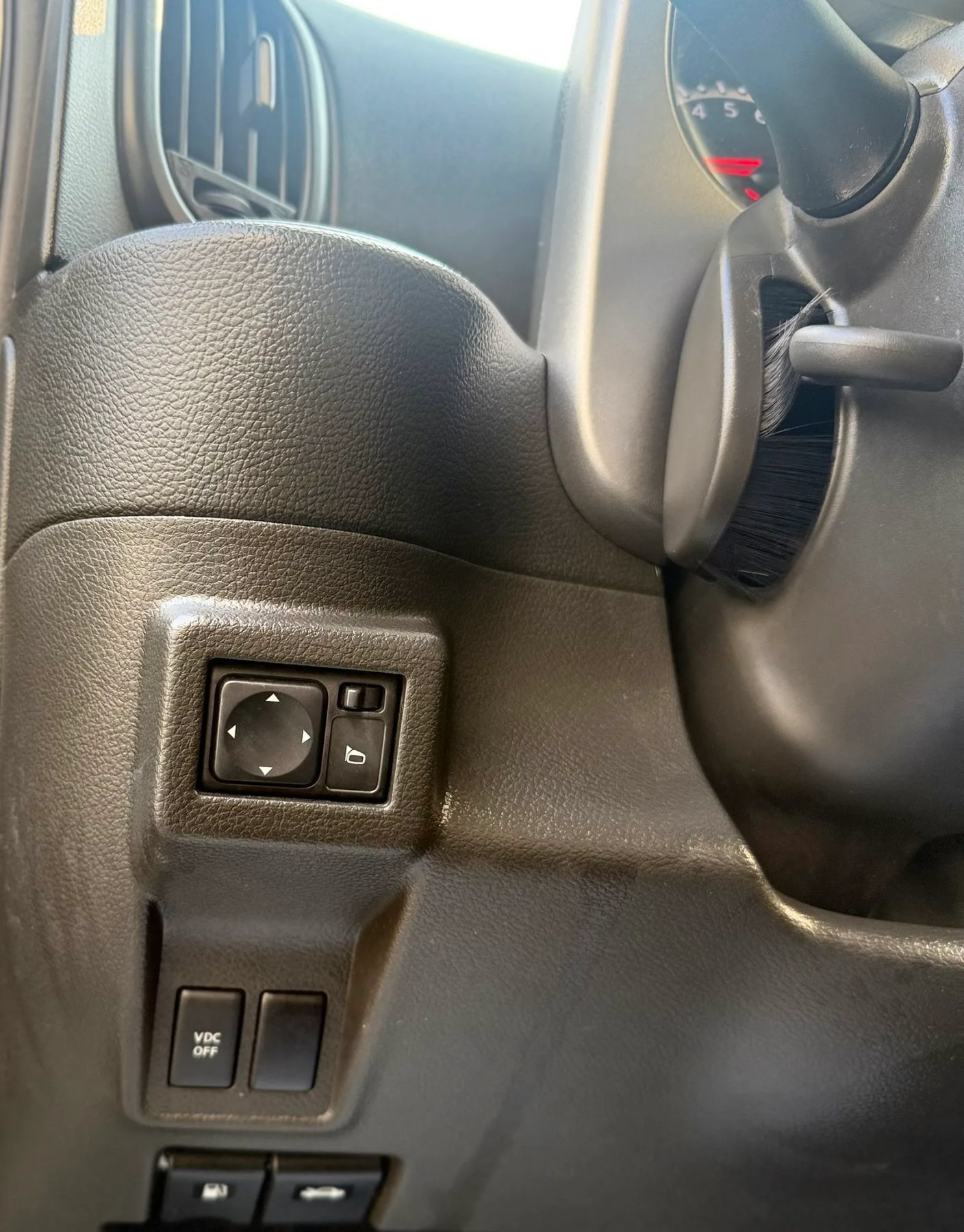 Used 2010 Nissan Cube 1.8 S w/ Interior Designer Pkg FWD image 21