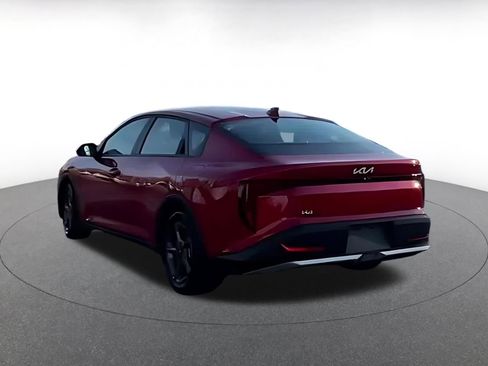 Used 2025 Kia K4 LXS FWD image 10