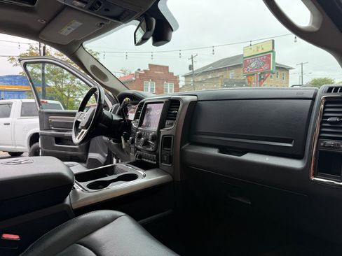 Used 2018 RAM 2500 Laramie w/ Sport Appearance Group image 22