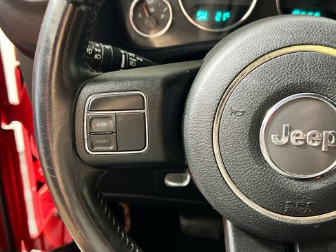 Used 2017 Jeep Wrangler Unlimited Sport w/ Quick Order Package 24S AWD/4WD image 18