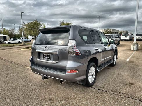 Used 2017 Lexus GX 460 Premium image 8