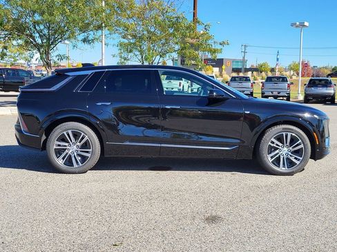 New 2026 Cadillac Lyriq Luxury image 42