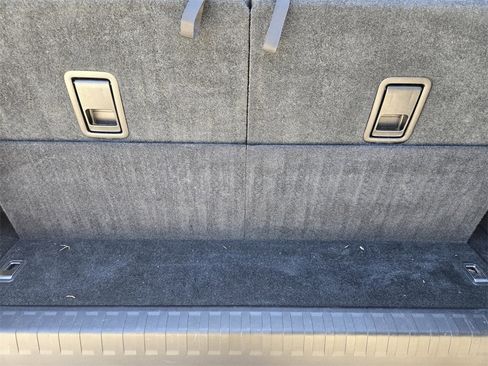 Used 2022 Lexus GX 460 Premium image 33