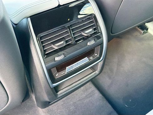 New 2026 BMW X5 xDrive40i w/ Executive Package image 20