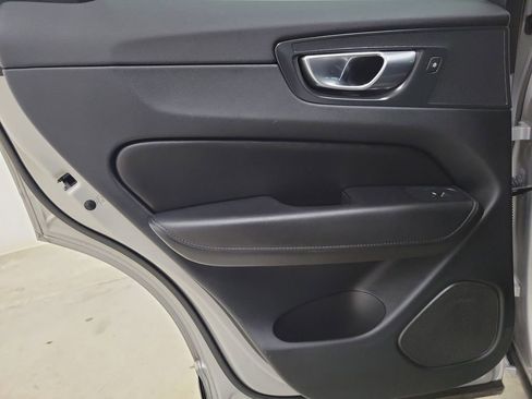 Certified 2023 Volvo XC60 T8 Plus w/ Climate Package image 15