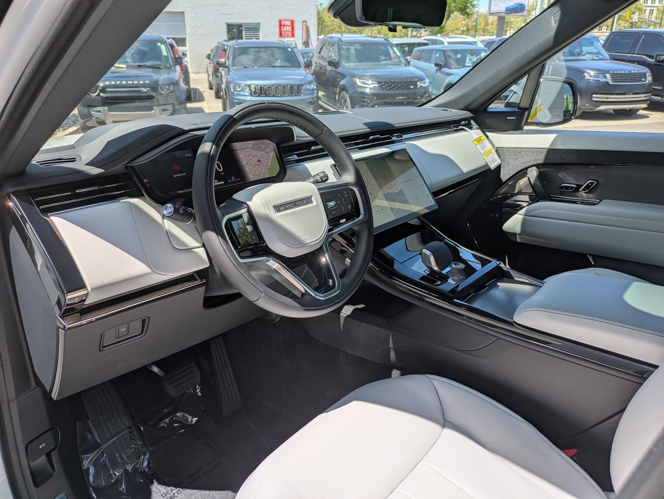 New 2026 Land Rover Range Rover Sport SE AWD/4WD image 15