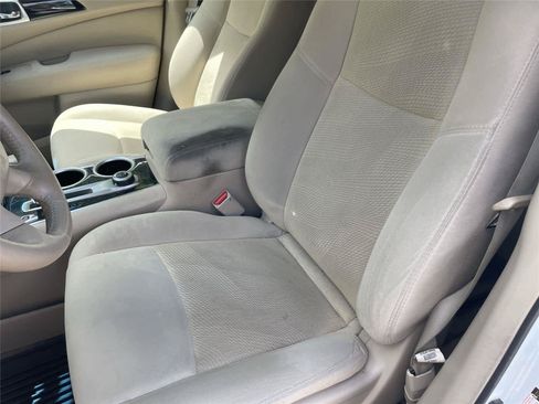Used 2015 Nissan Pathfinder SV w/ Cargo Package AWD/4WD image 9
