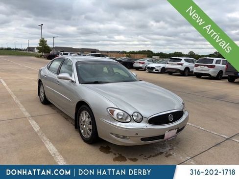 Used 2007 Buick LaCrosse CXL w/ Chromed Appearance Package FWD image 2
