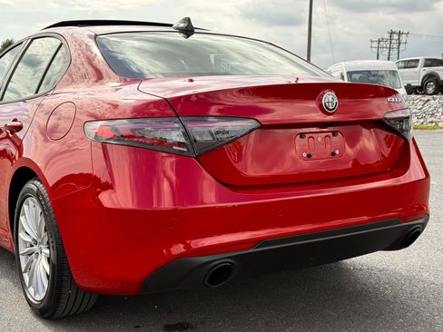 Used 2024 Alfa Romeo Giulia Sprint RWD image 5