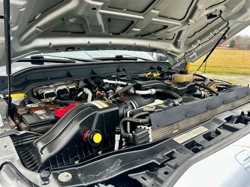 Used 2013 Ford F350 Platinum w/ FX4 Off Road Pkg image 23